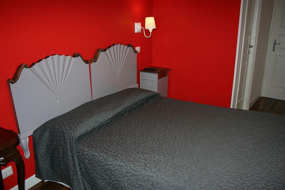 Bed and Breakfast Sotto La Cupola Рим Екстер'єр фото