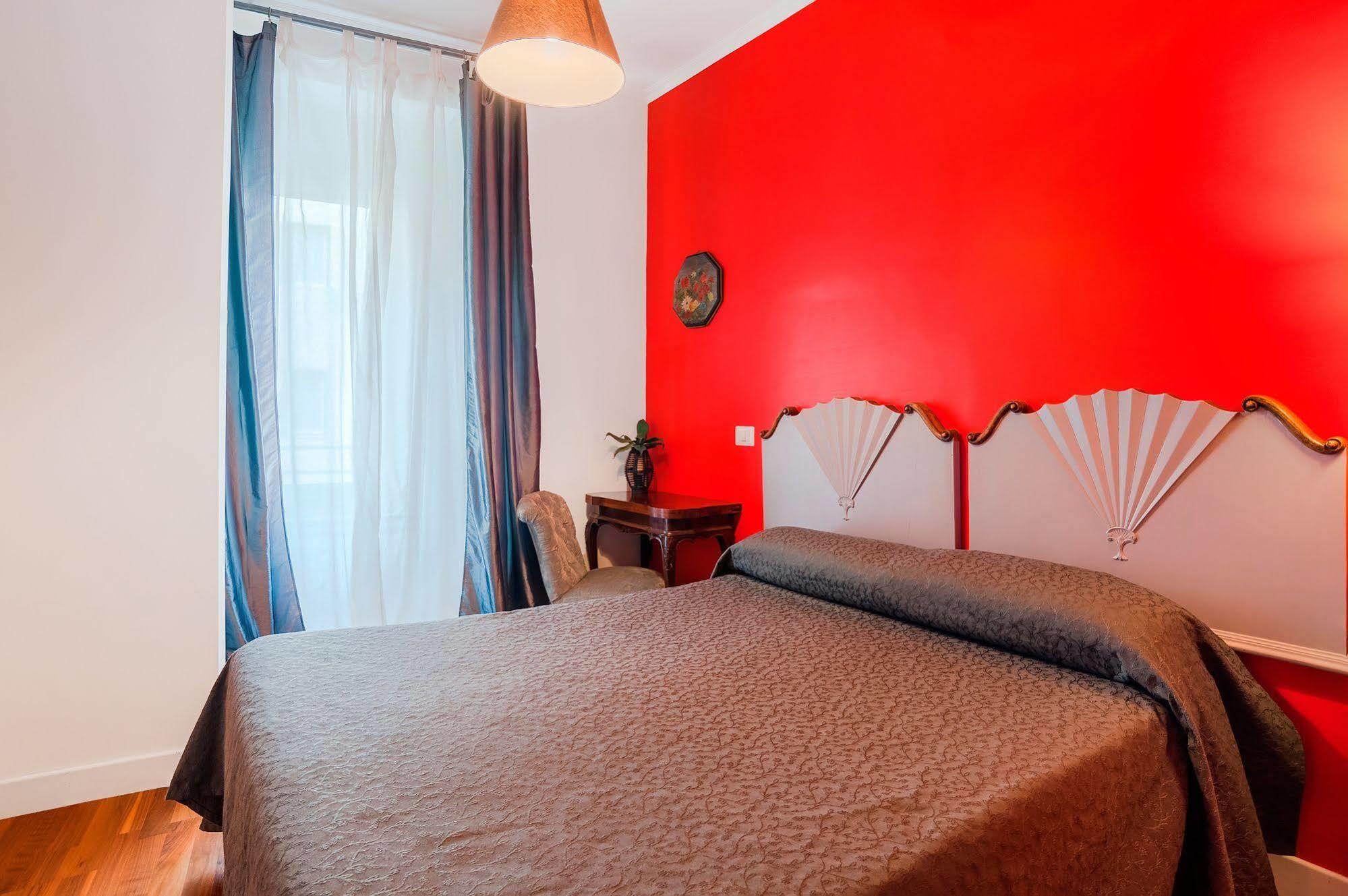 Bed and Breakfast Sotto La Cupola Рим Екстер'єр фото