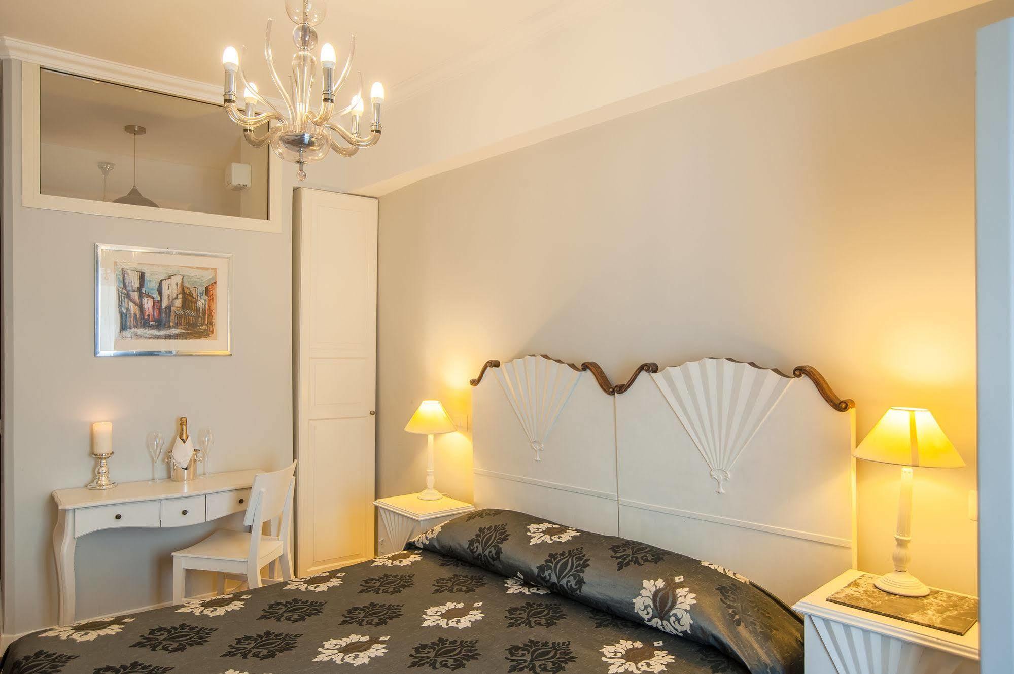 Bed and Breakfast Sotto La Cupola Рим Екстер'єр фото