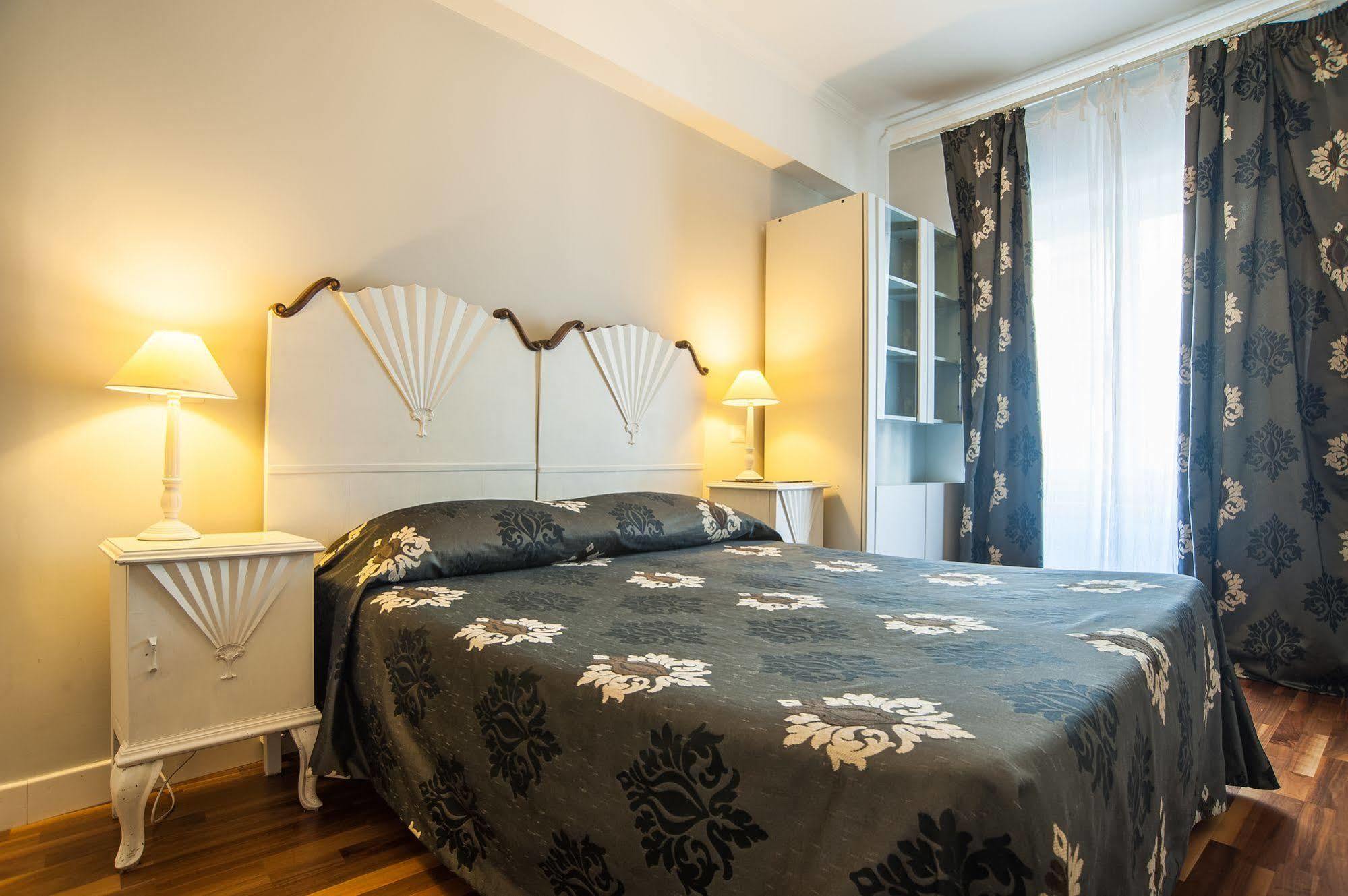 Bed and Breakfast Sotto La Cupola Рим Екстер'єр фото